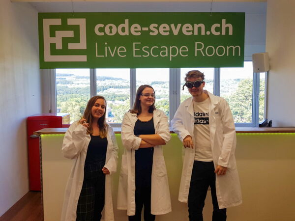 Die Gruppe DJ LSD hat den Live Escape Room erfolgreich geschafft