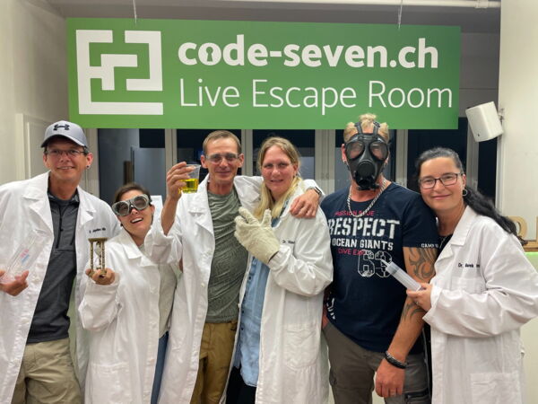 Die Gruppe Schneuzelfee und Co. hat den Live Escape Room erfolgreich geschafft