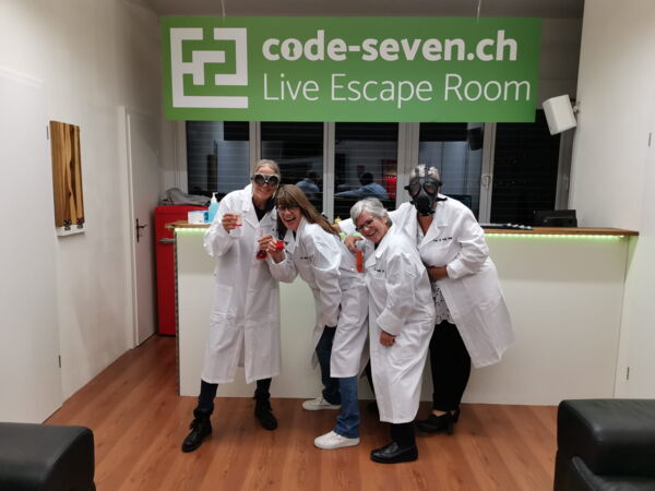 Die Gruppe Weiber hat den Live Escape Room nicht geschafft