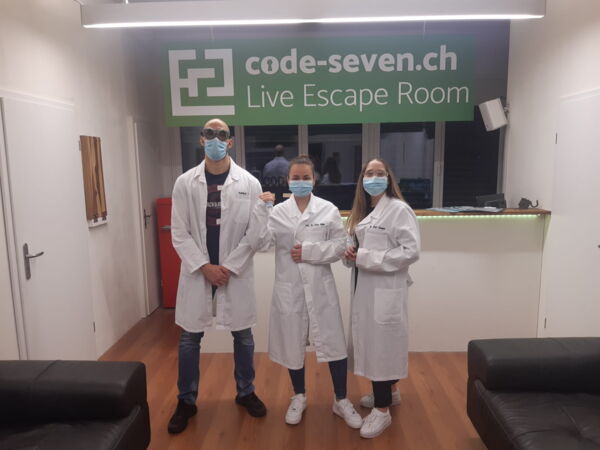 Die Gruppe Schwarzer Pulver hat den Live Escape Room erfolgreich geschafft