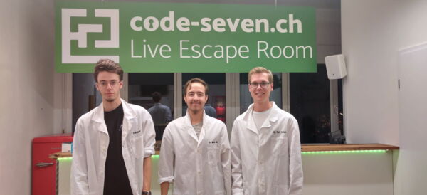 Die Gruppe Chipsli hat den Live Escape Room erfolgreich geschafft