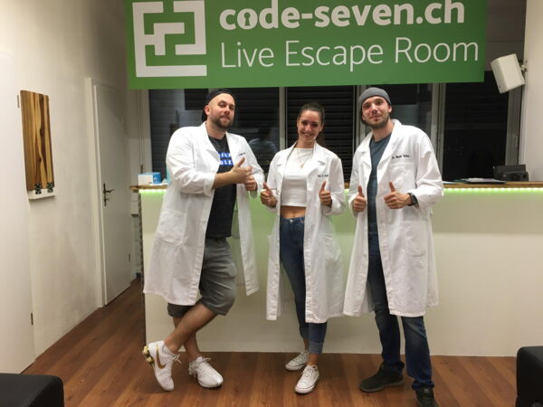 Die Gruppe Isch doch gliich hat den Live Escape Room erfolgreich geschafft