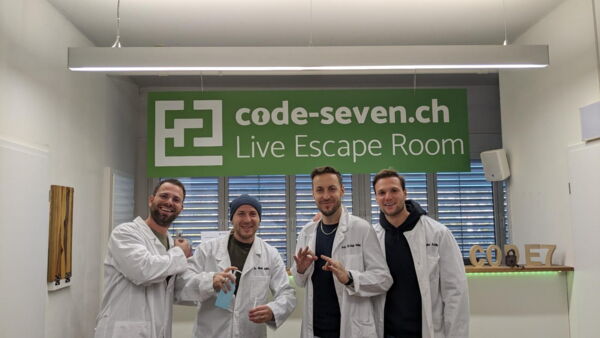 Die Gruppe Pilis hat den Live Escape Room erfolgreich geschafft