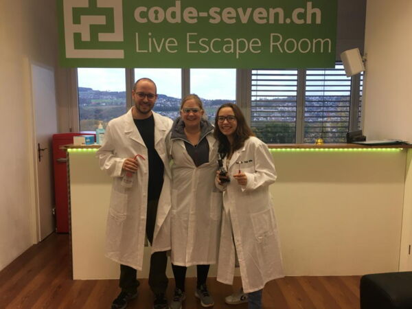 Die Gruppe Lollipops! hat den Live Escape Room erfolgreich geschafft