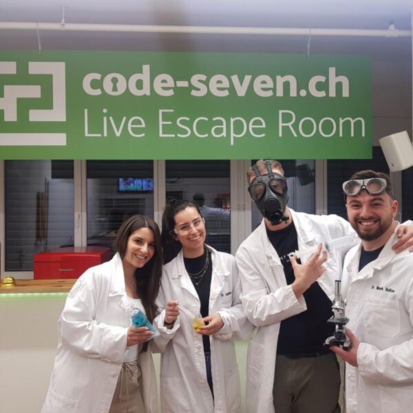 Die Gruppe Pizzaiolis hat den Live Escape Room erfolgreich geschafft